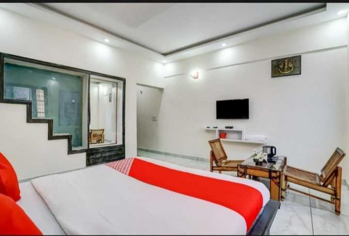 Hotel O Seventy Stay In Sohana Ngoại thất bức ảnh