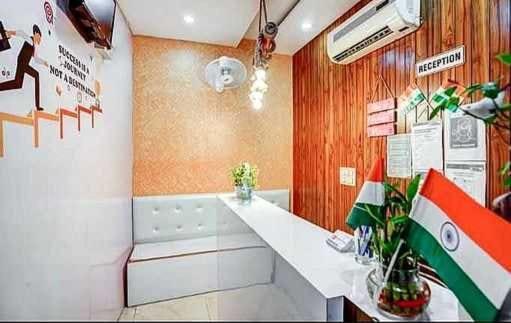 Hotel O Seventy Stay In Sohana Ngoại thất bức ảnh