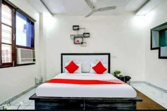 Hotel O Seventy Stay In Sohana Ngoại thất bức ảnh